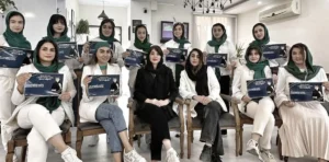 شینیون مو چیست؟ مرجان خانجانی بهترین شینیون در مشهد