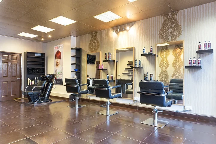 راهنمای بودجه‌بندی برای خدمات زیبایی؛ چطور اقتصادی‌تر هزینه کنیم؟